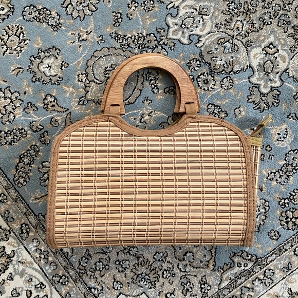 Cute Small Wooden handbag - Picture 4 of 7